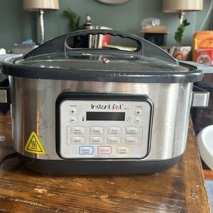 Instant Pot Aura 6qt slow cooker (Not a pressure cooker instant pot)